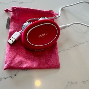 FOREO BEAR Facial Toning Device